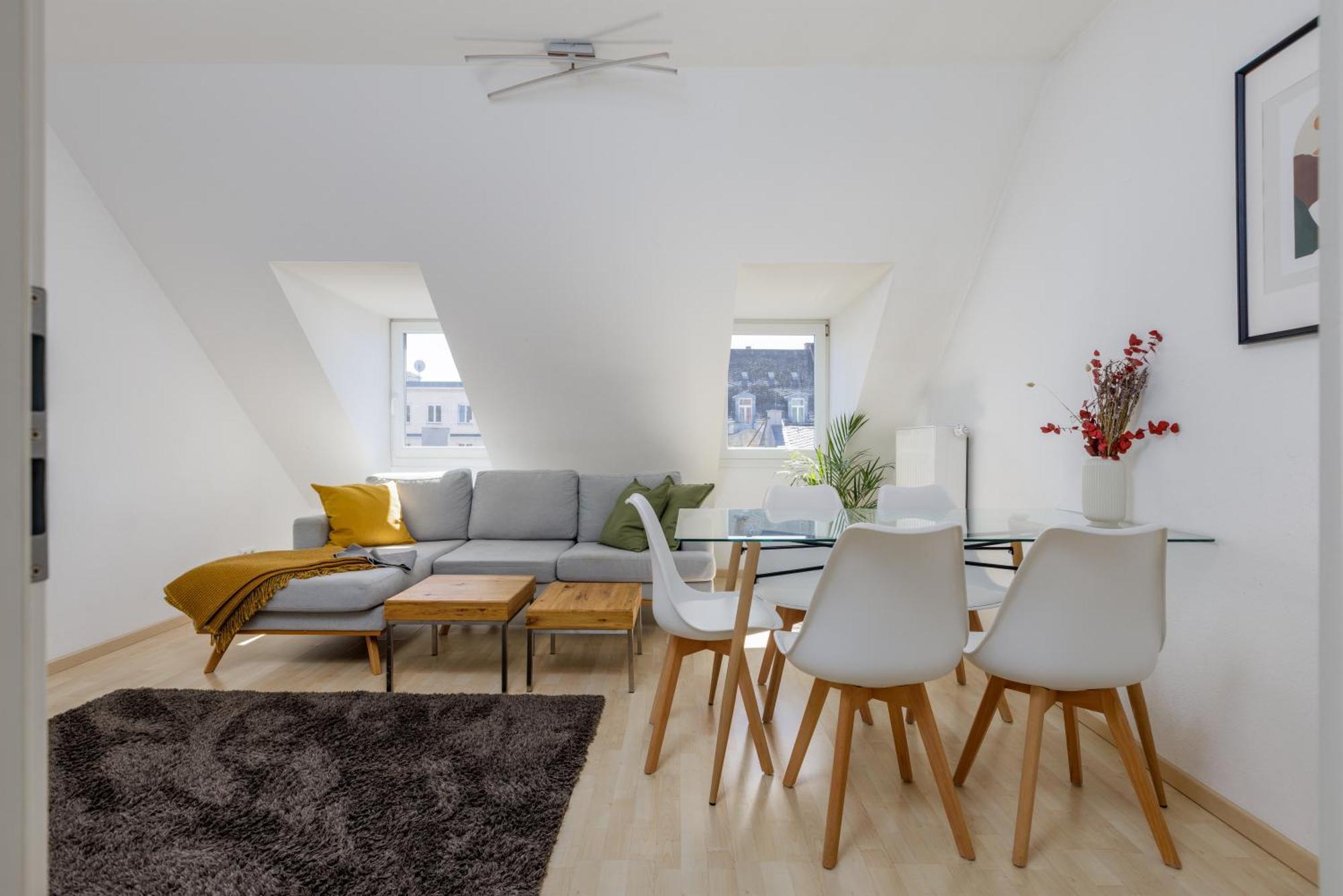 Home By Doni I Serviced Apartments I Ruhig I Zentral Nahe Rmcc, Staatsheater & Landtag Висбаден Екстериор снимка